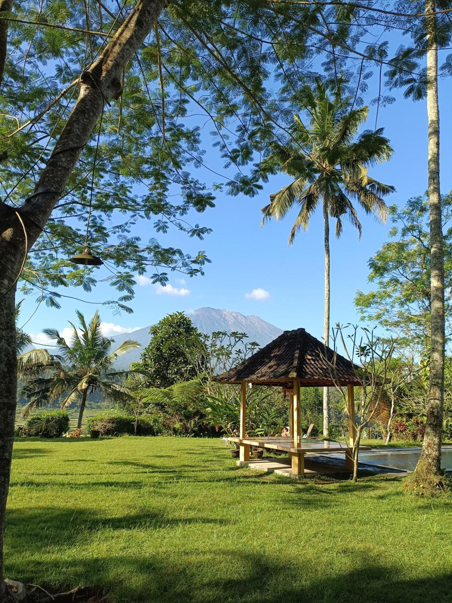 Mahagiri Resort & Restaurant Menanga Экстерьер фото